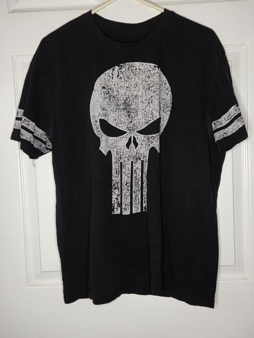 Marvel Sport Style "Punisher" Emblem Tshirt Mens Size XL
